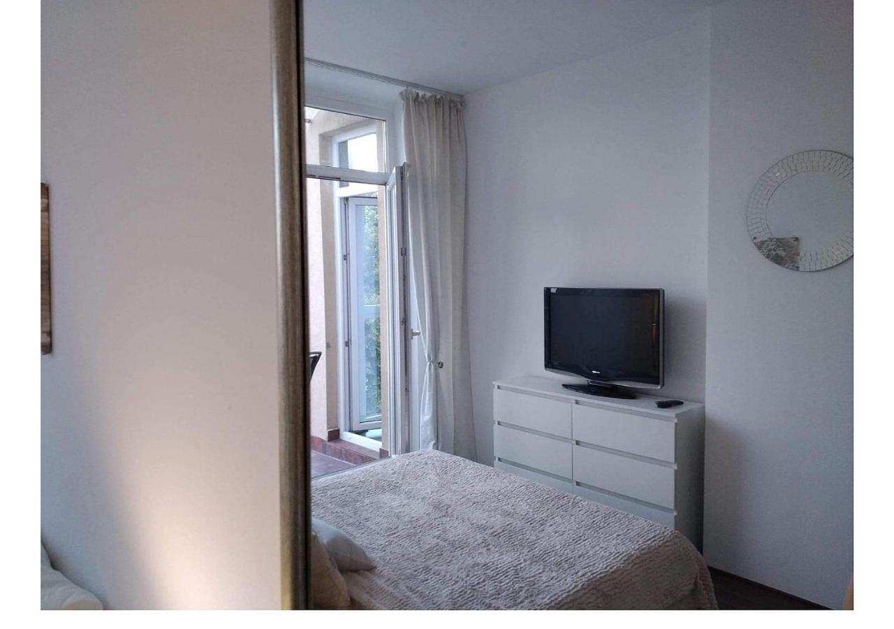 Sunny Penthouse With Roof Gardens Overlooking The Warsaw Palace Of Culture ปรุชโคฟ ภายนอก รูปภาพ
